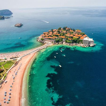 Bmv Room For 2-3 Persons Sveti Stefan Esterno foto
