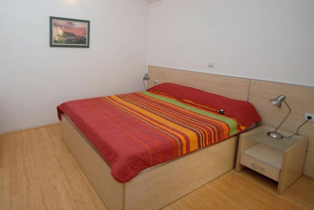 Bmv Room For 2-3 Persons Sveti Stefan Esterno foto
