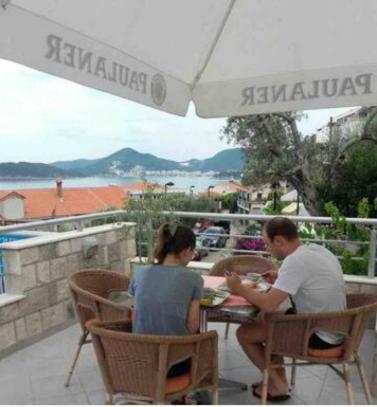Bmv Room For 2-3 Persons Sveti Stefan Esterno foto